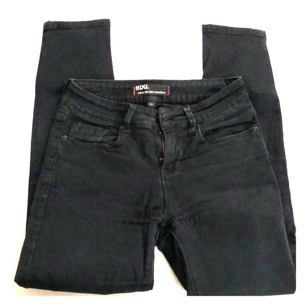 BDG ankle grazer Black skinny jean - size 26